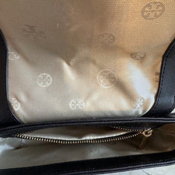 Tory Burch Black Crossbody Bag.  EUC. No Flaws. - Picture 3 of 6